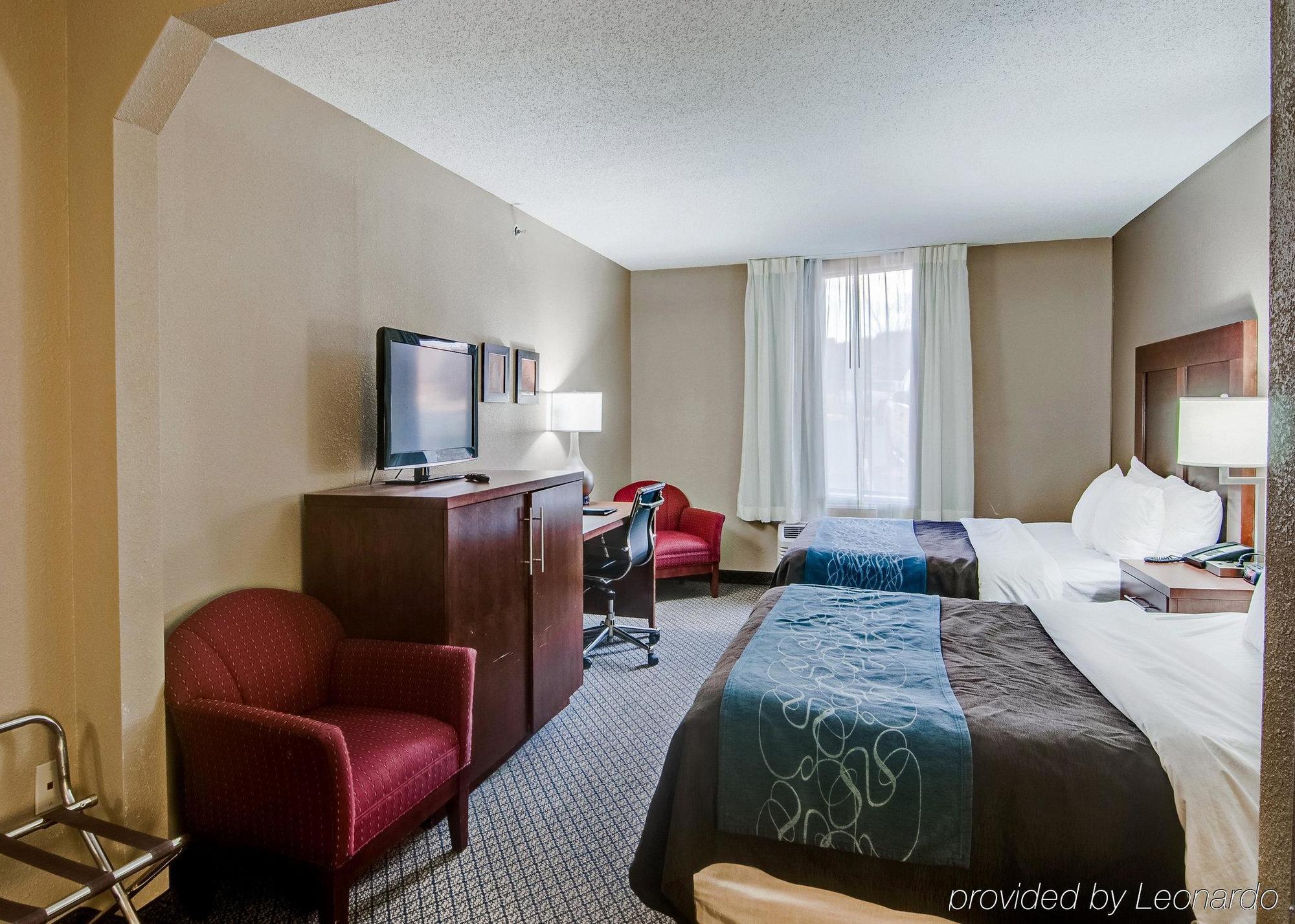 Comfort Inn & Suites Christiansburg I-81 Bagian luar foto