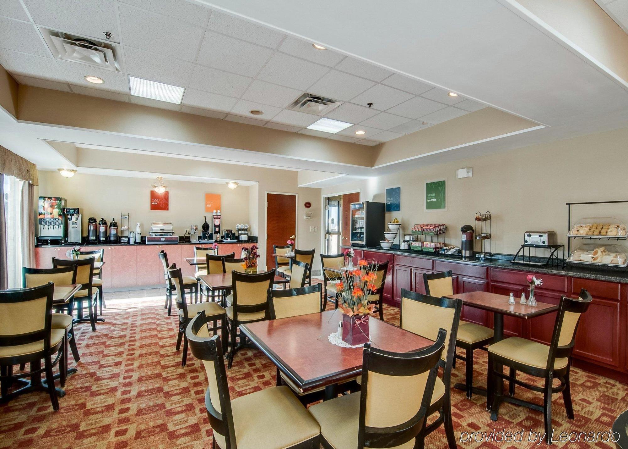 Comfort Inn & Suites Christiansburg I-81 Bagian luar foto