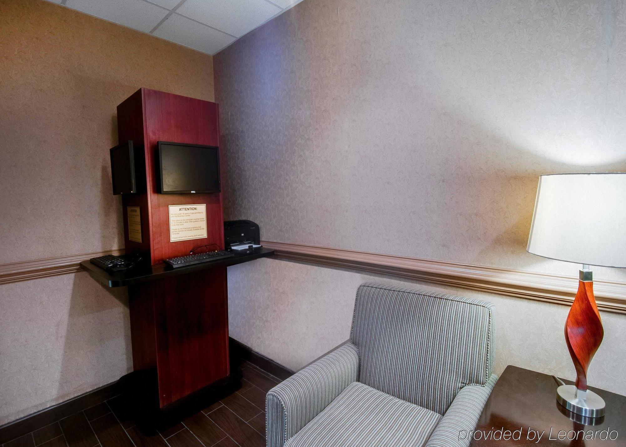 Comfort Inn & Suites Christiansburg I-81 Bagian luar foto
