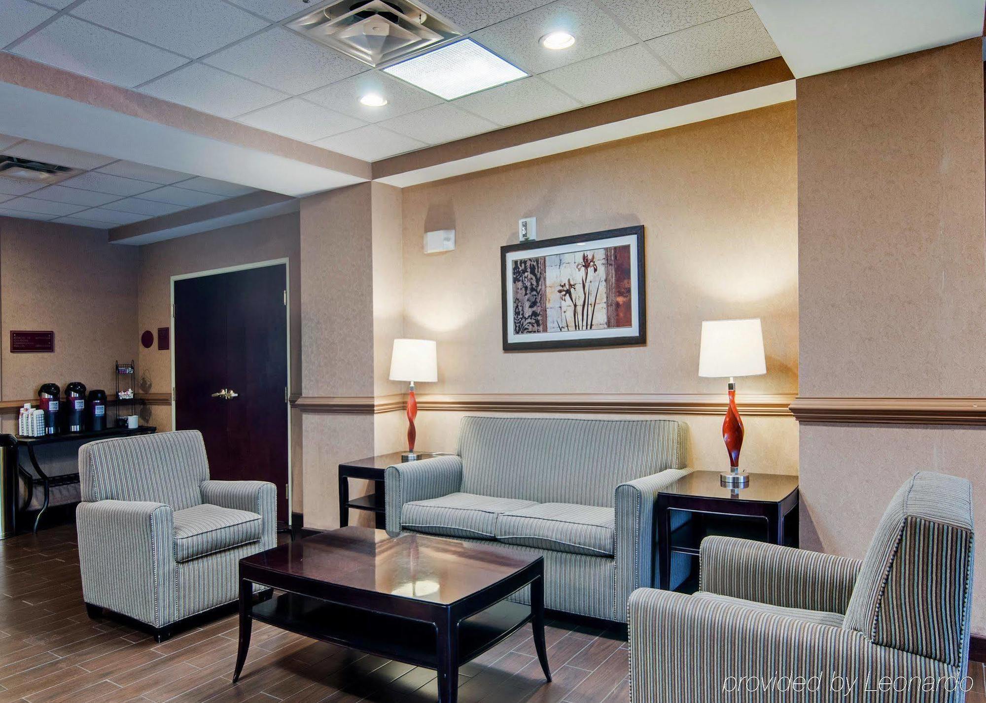 Comfort Inn & Suites Christiansburg I-81 Bagian luar foto